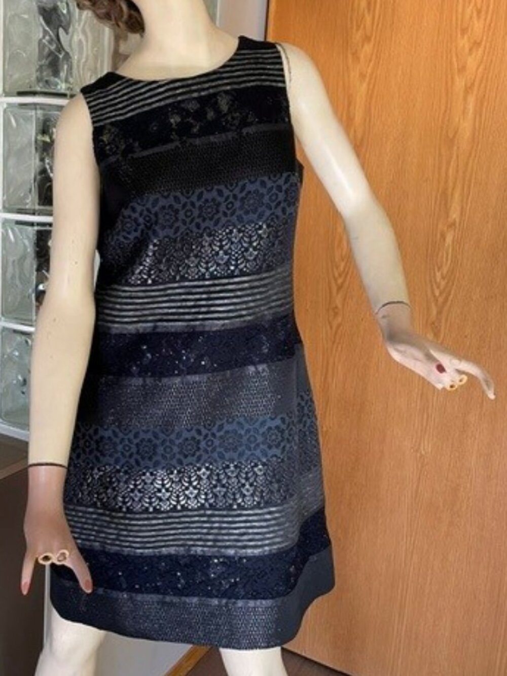 New KAY UNGER Metallic Mixed Media & Textures COCKTAIL SHEATH DRESS Size 10